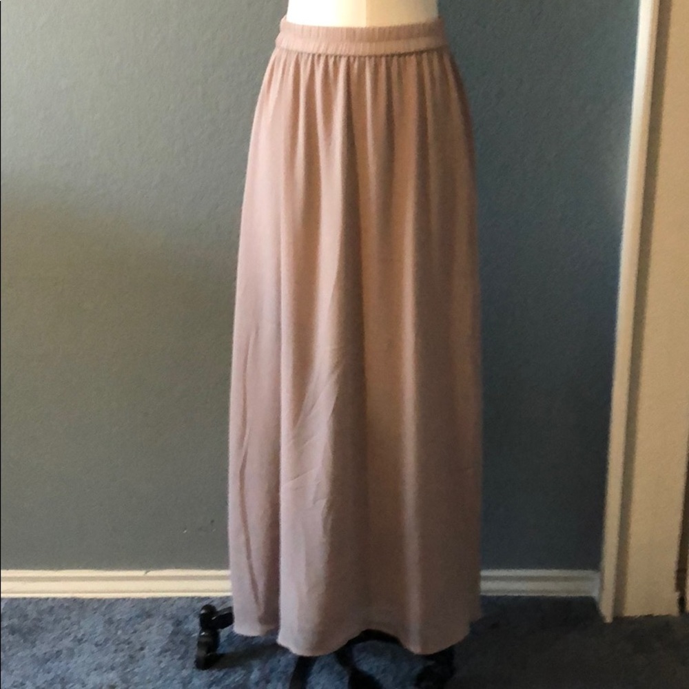 Nude chiffon maxi skirt